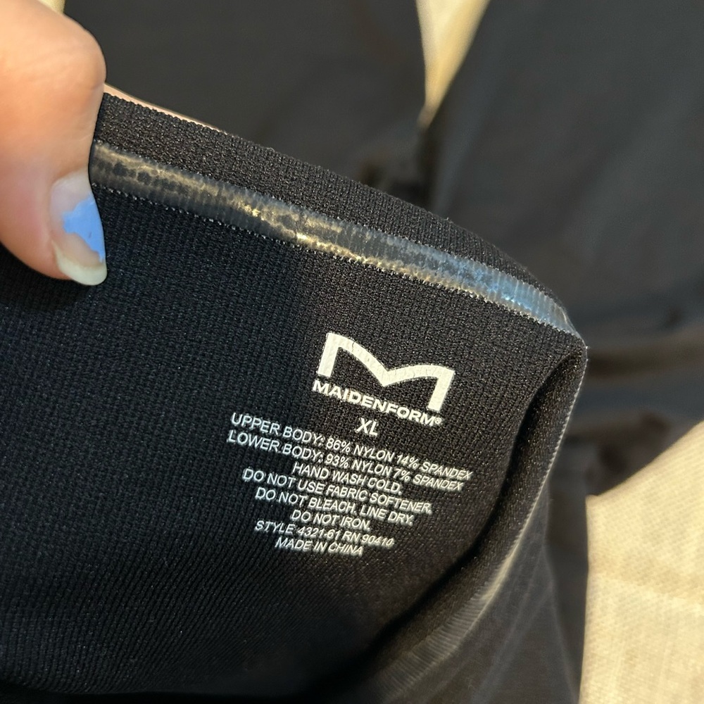 Maidenform Black Leggings Spanx - Picture 2 of 2